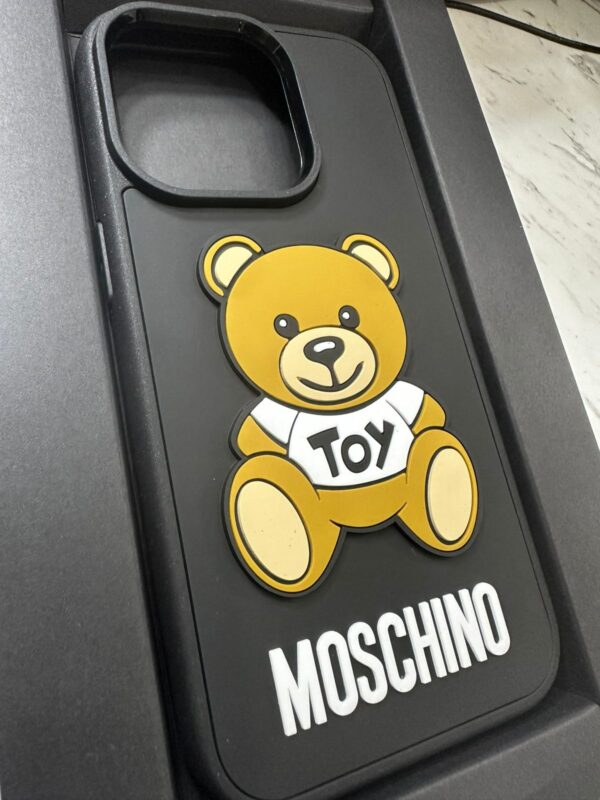 Case Moshino - Imagen 2